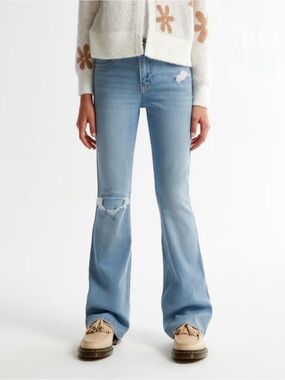 NWT Abercrombie Kids Girls 13/14 High Rise Flare Stretch Light Blue Jeans